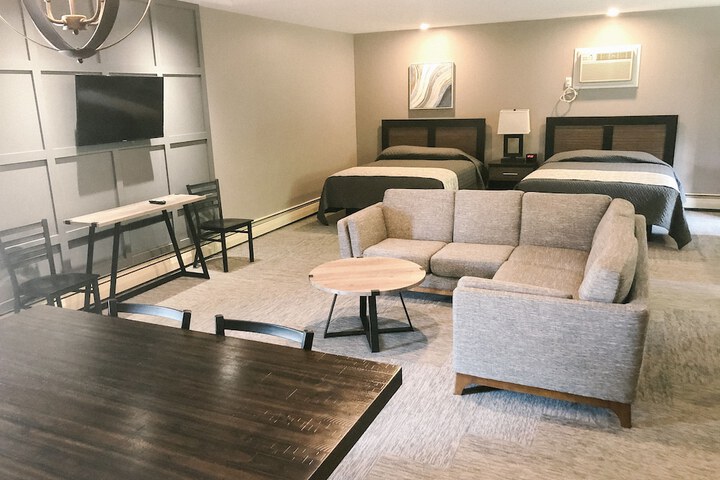 Room 15 of 31