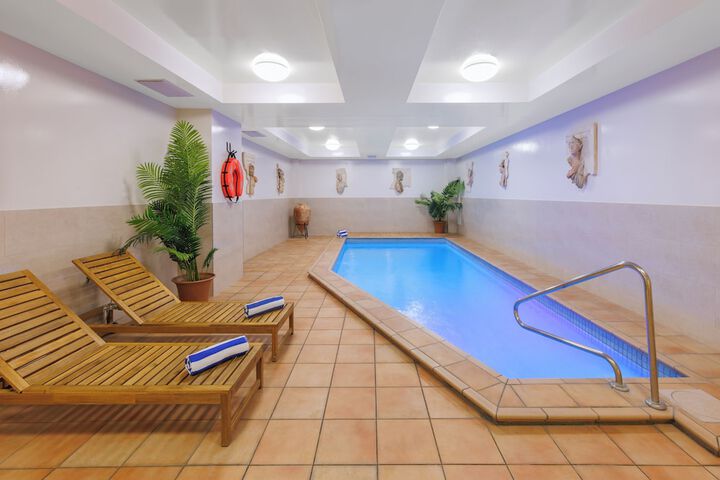 Pool 37 of 61