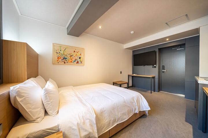 Room 14 of 92