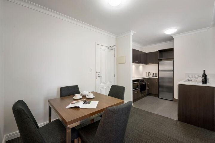 Room 8 of 26