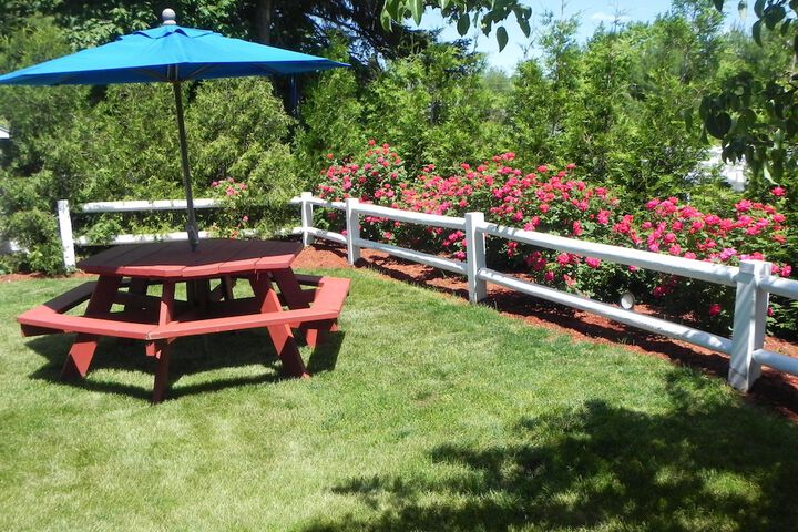 Hotel Exterior 63 of 66