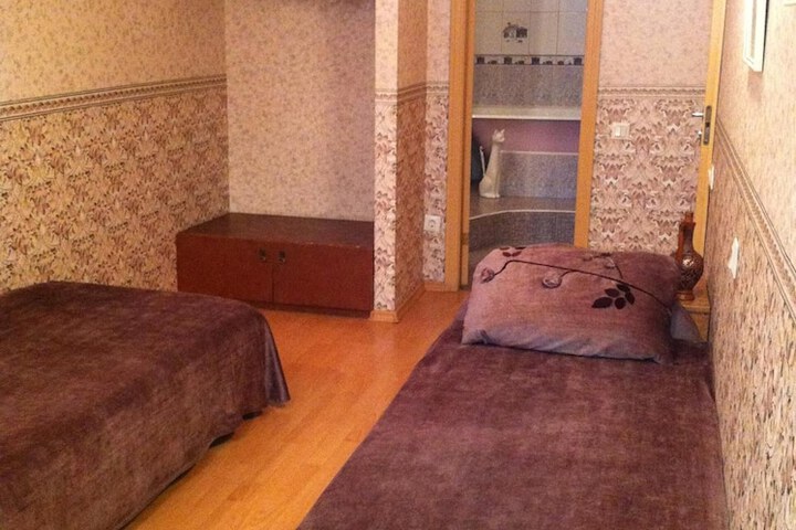 Room 7 of 29