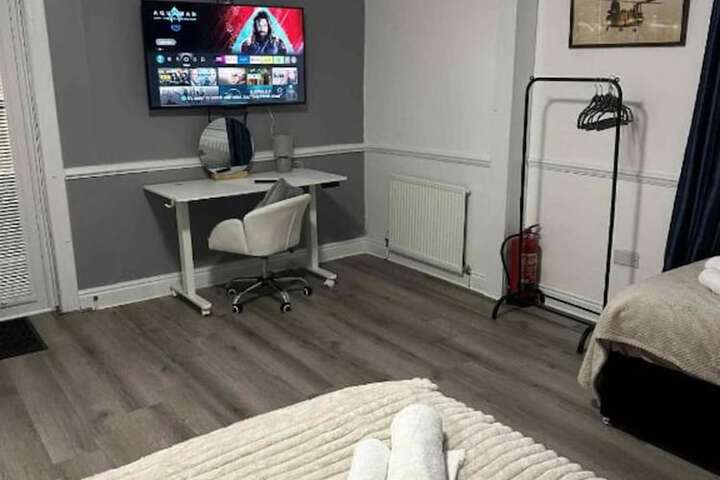 Room 4 of 29