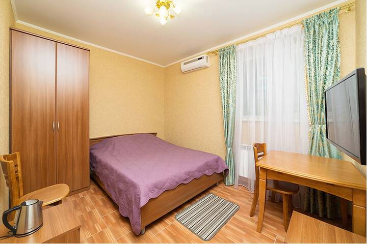 Room 20 of 76
