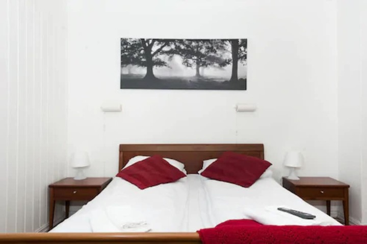 Room 16 of 41