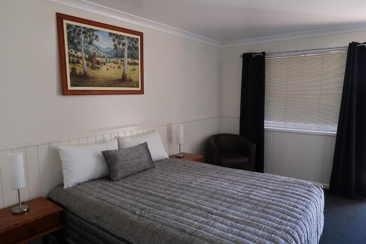 Room 15 of 25
