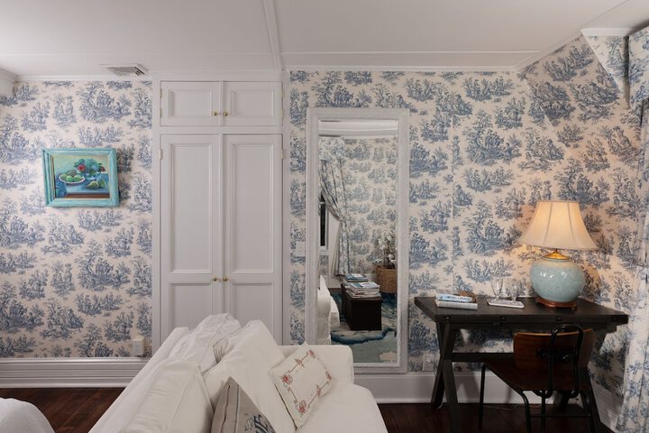 Room 15 of 82