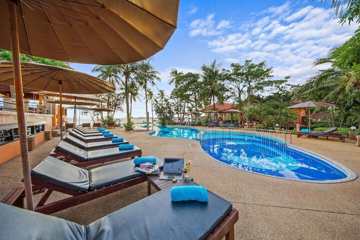 Pool Hotel