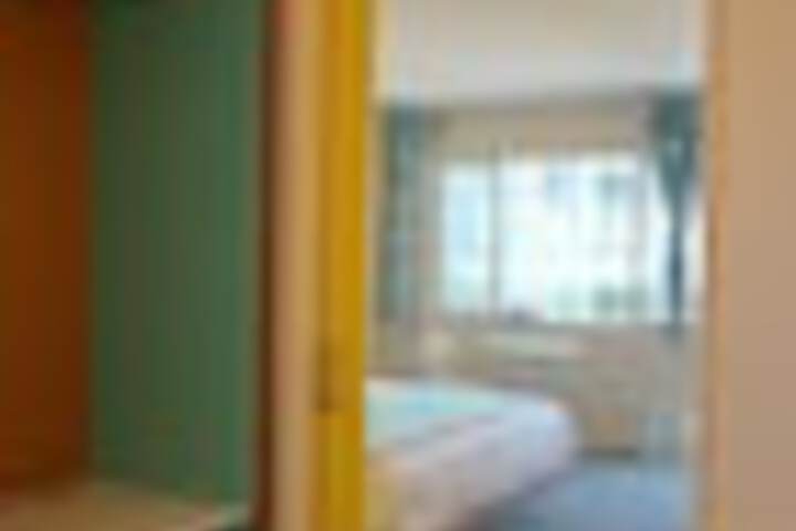Room 89 of 255