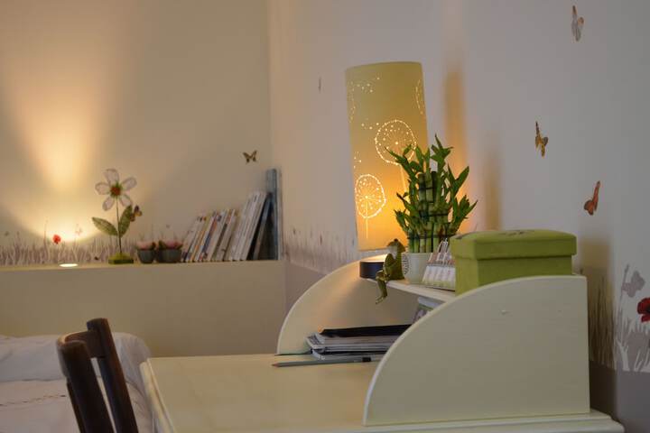 Room amenity