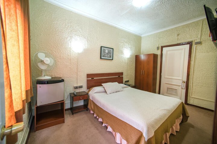 Room 14 of 45