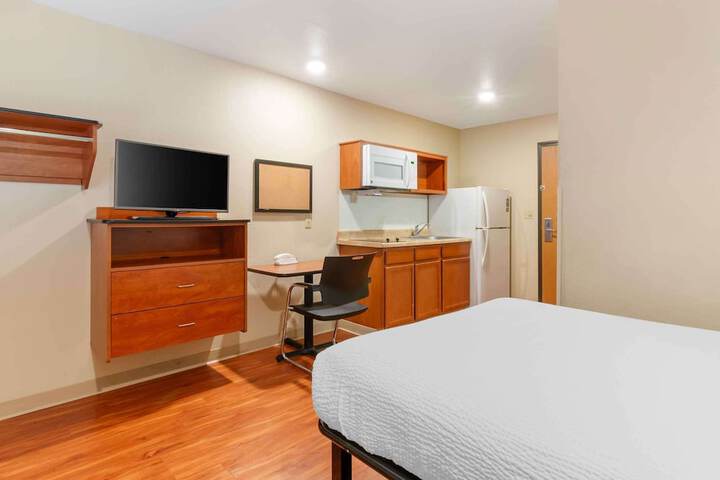 Studio with Double Bed (16 of 16)