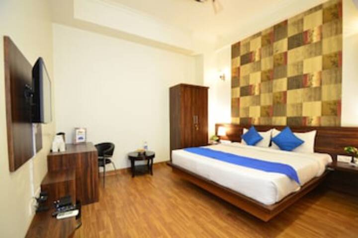 DEZIRE HOTELS & RESORTS