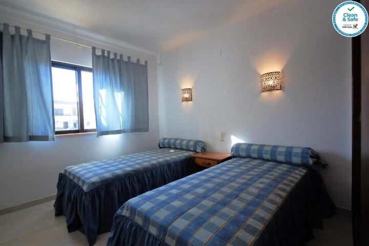 Room 4 of 53