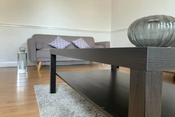 NEW Stylish Sleek 2BD Flat Heart of Thornton Heath