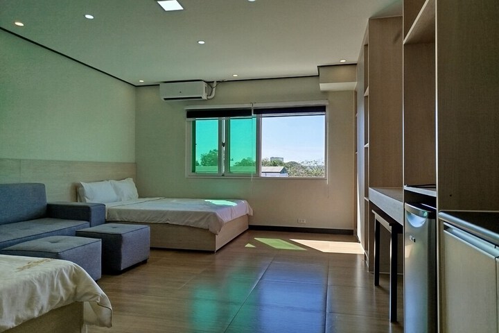 Room 15 of 29