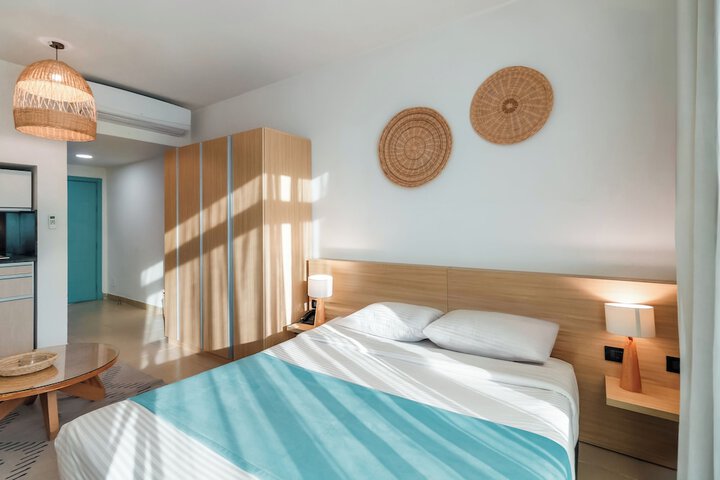 Room 186 of 307