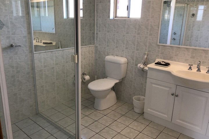 Room 32 of 45