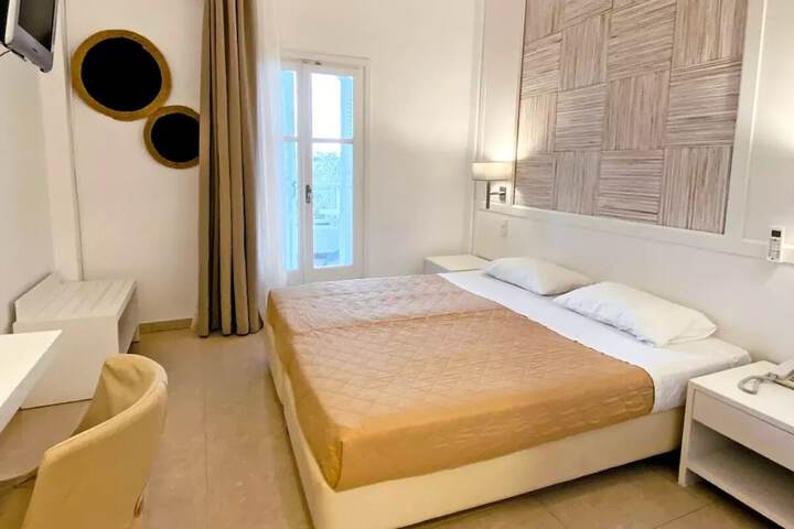 Room 26 of 57