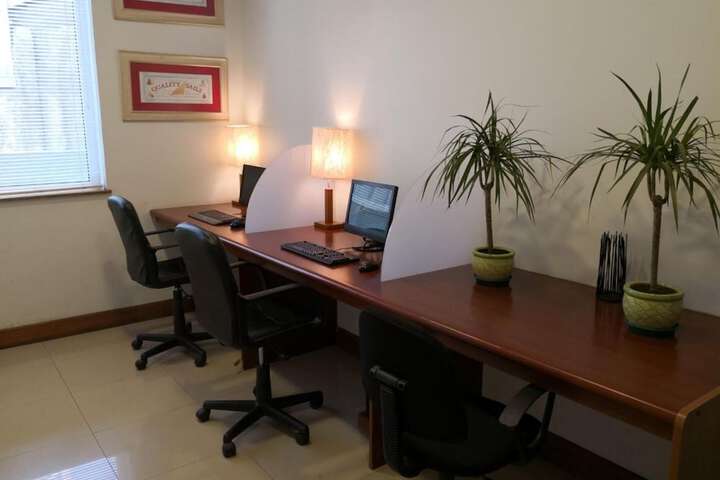 Business Center 37 of 42