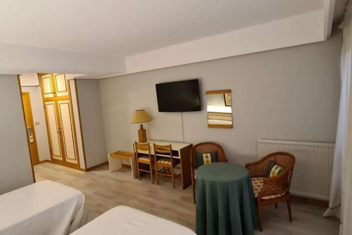 Room 19 of 54