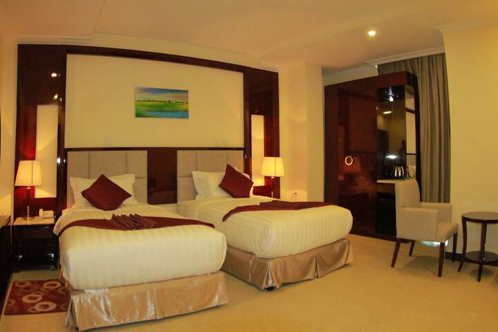 Room 36 of 103