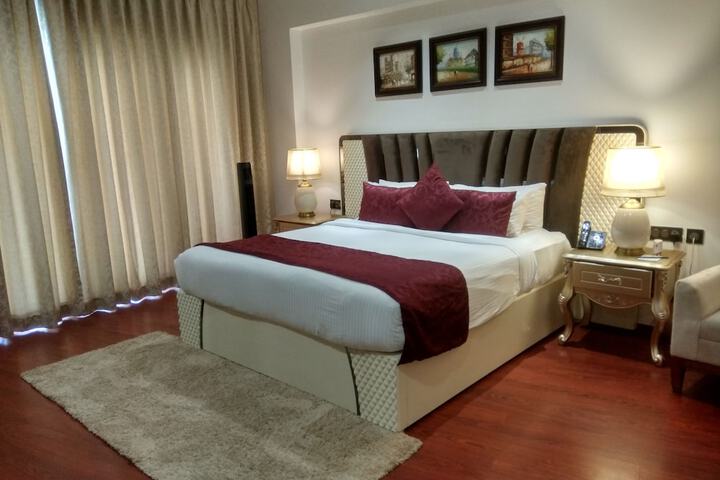 Room 34 of 81