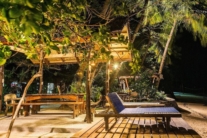 Sundeck 145 of 162