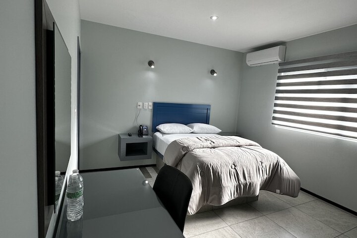 Room 11 of 43