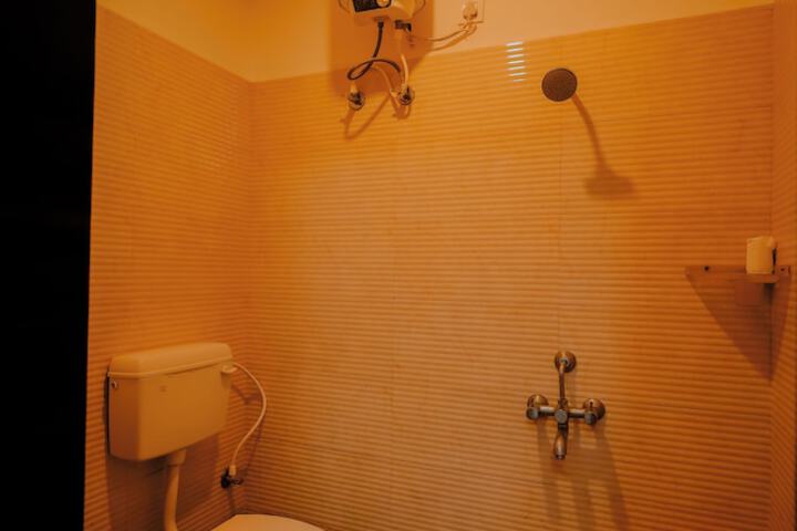 Room 50 of 94