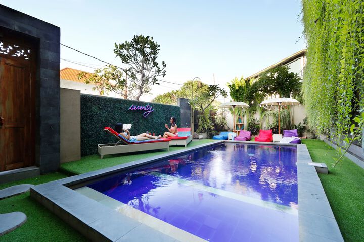 Pool 18 of 36