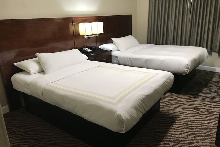 Standard Double Room 2 Queen Beds (12 of 18)
