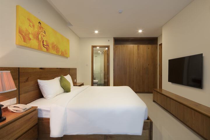 Room 15 of 230