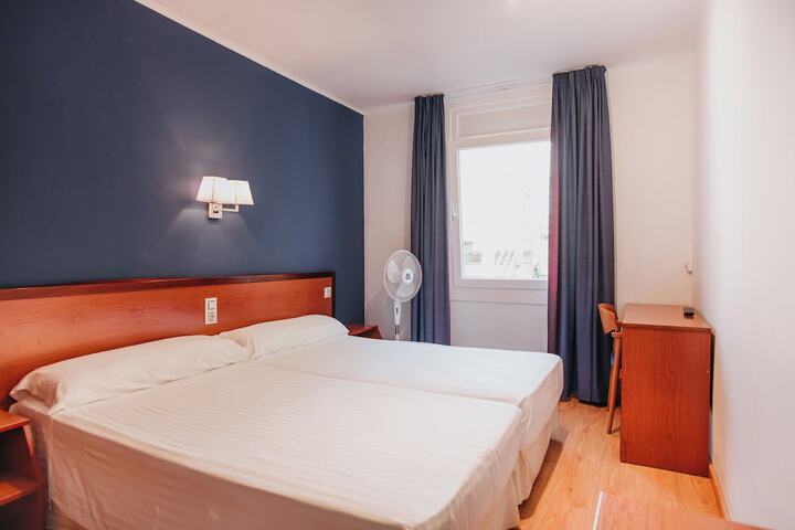Room 6 of 81