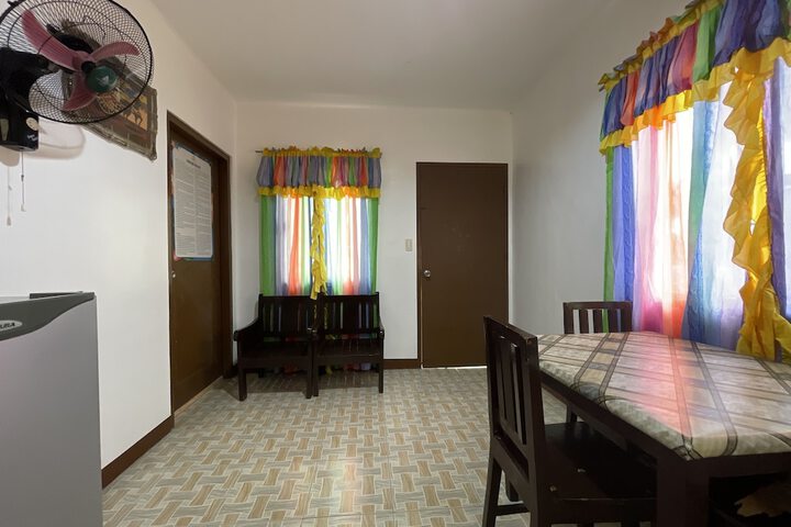 Room 80 of 200
