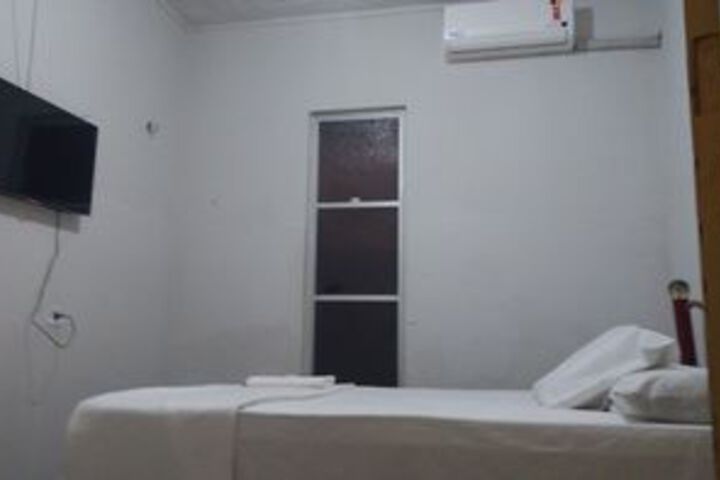 Room 136 of 189