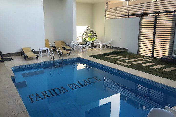 Pool 130 of 147