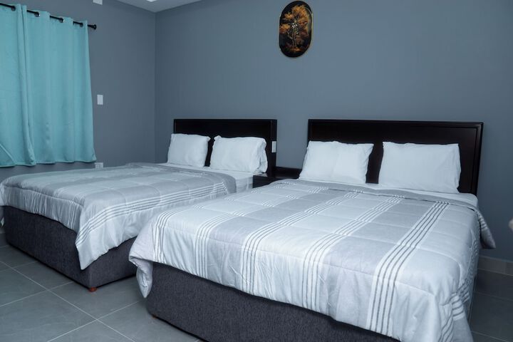 Room 12 of 72