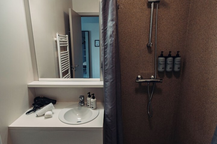 Room 56 of 123