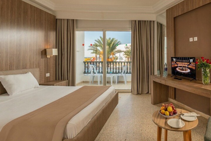 Room 5 of 23