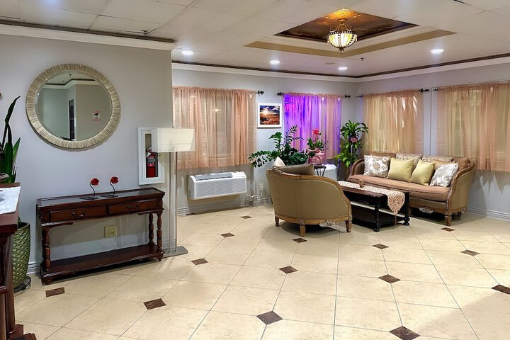 Hotel Interior 4 of 29