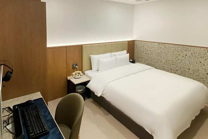 Room 55 of 109