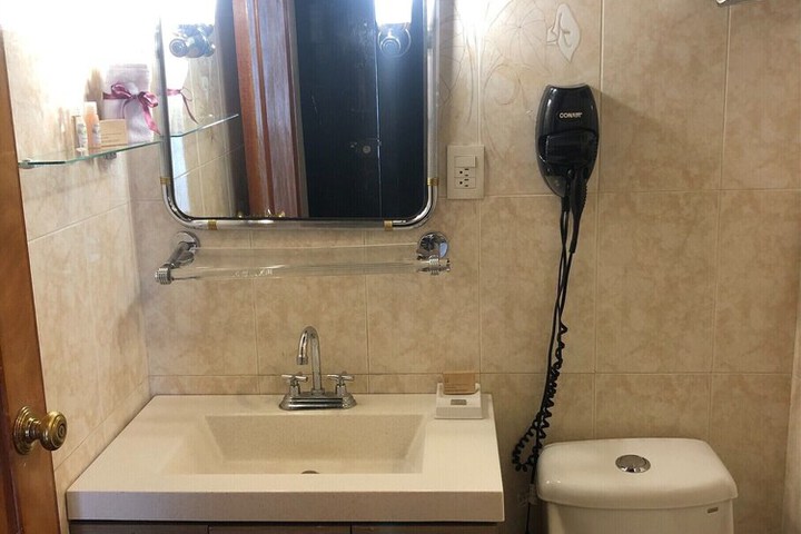 Room 15 of 20