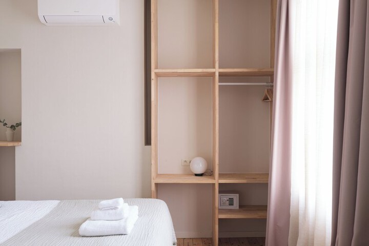 Room 17 of 30