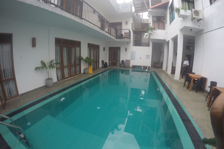 Pool 7 of 8