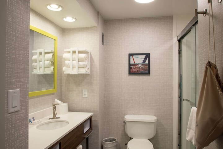 Bathroom shower
