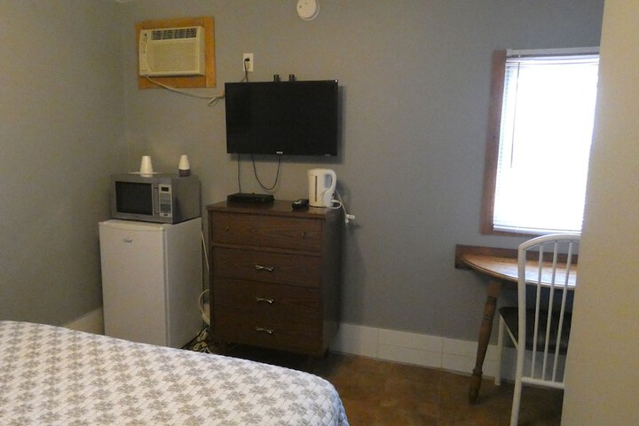 Room 14 of 41