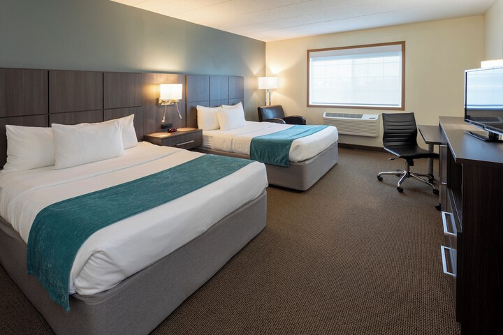 2 Queen Beds (4 of 7)