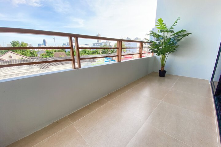 Terrace/Patio 27 of 36