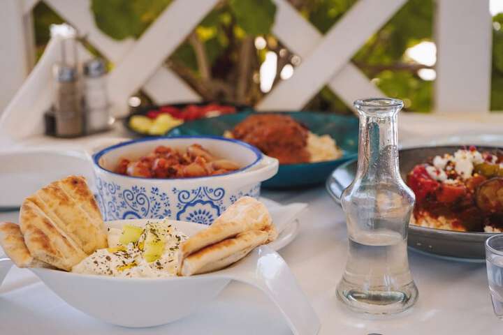 Dining 106 of 154